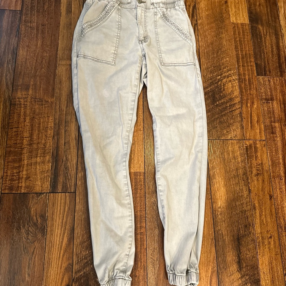 American Eagle Outfitters Light Gray Skinny Pants